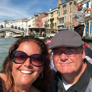 Meet your Posher, Lori